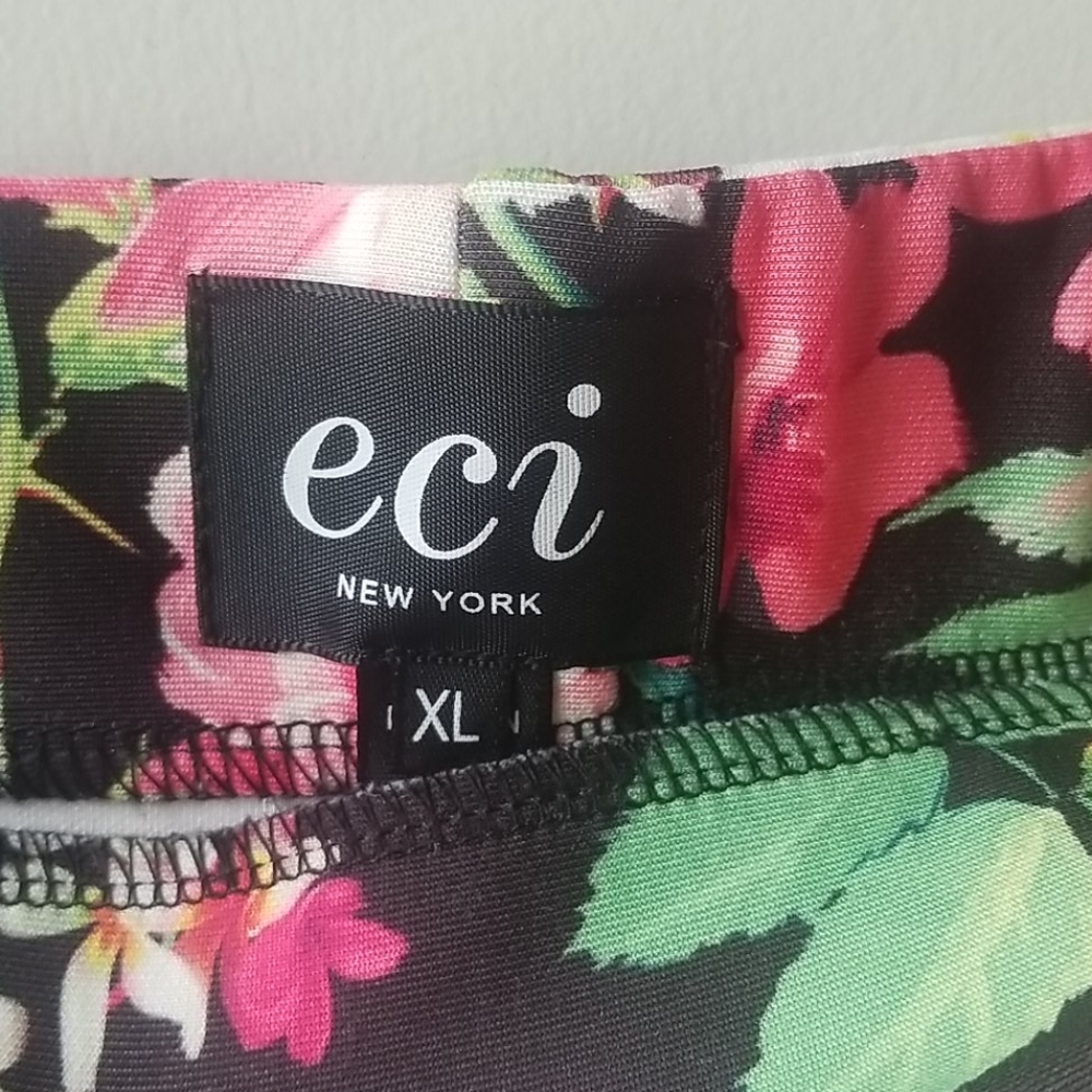ECI Floral Pencil Skirt - Picture 2 of 4